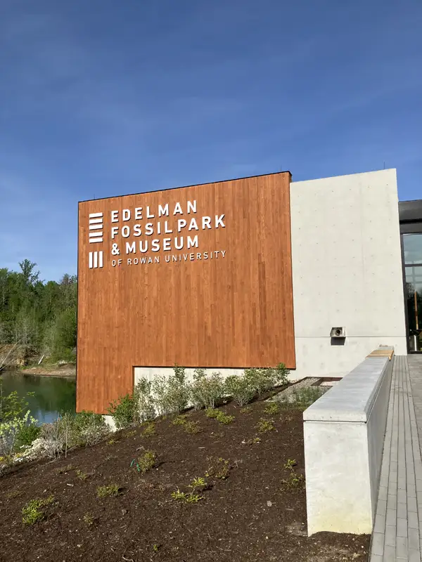 Outdoor shot of the Edelman Fossil Park Museum